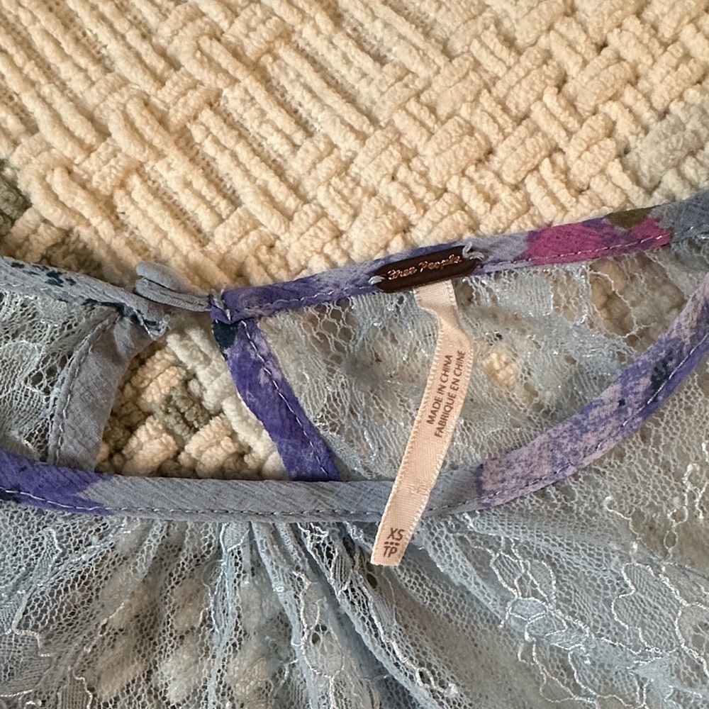 Free people women’s cropped long sleeve - Picture 5 of 7